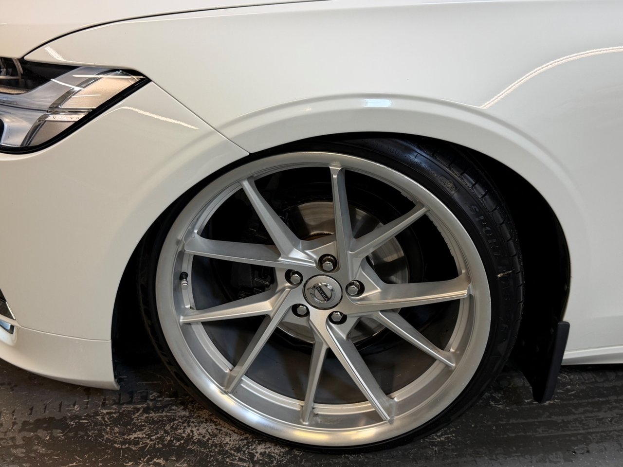 Volvo V90 D4 Momentum 2019, bild 6/10