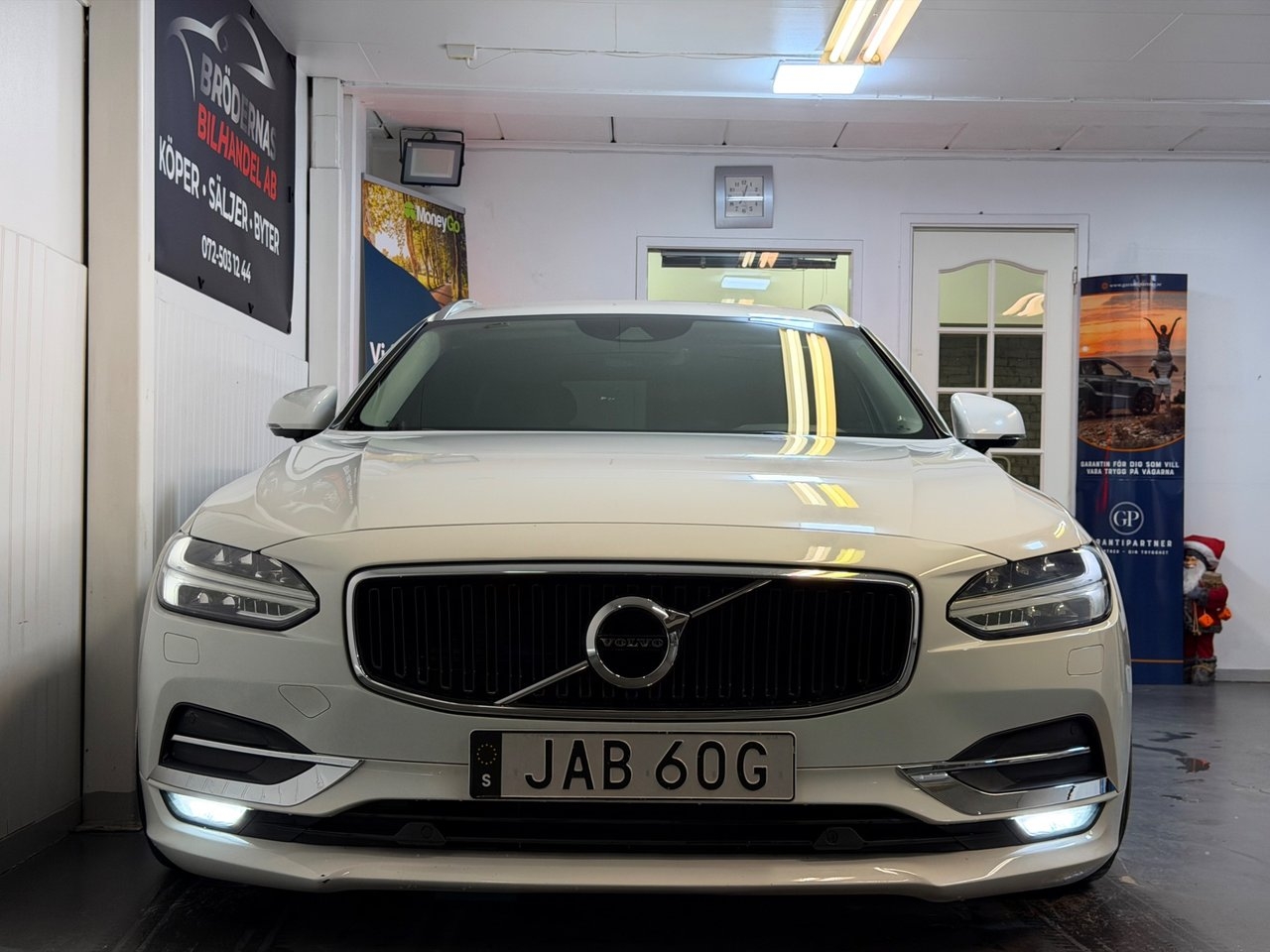 Volvo V90 D4 Momentum 2019, bild 7/10