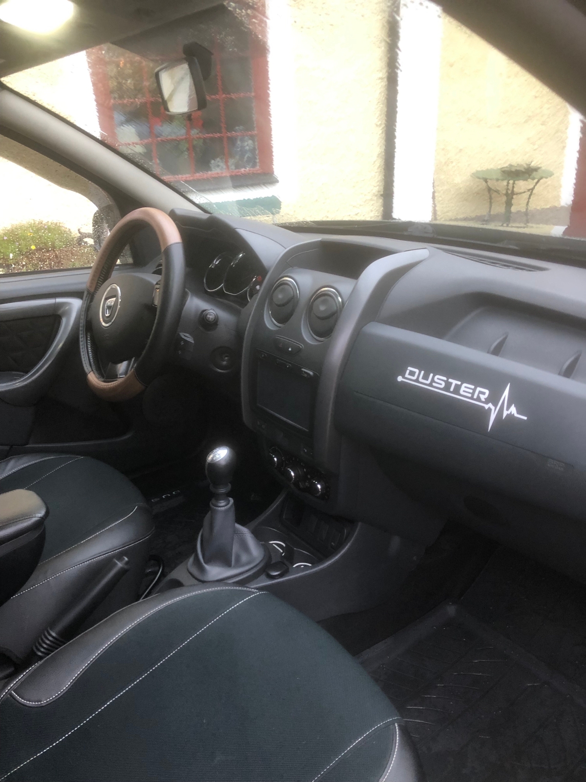 Dacia Duster 2015, bild 5/7