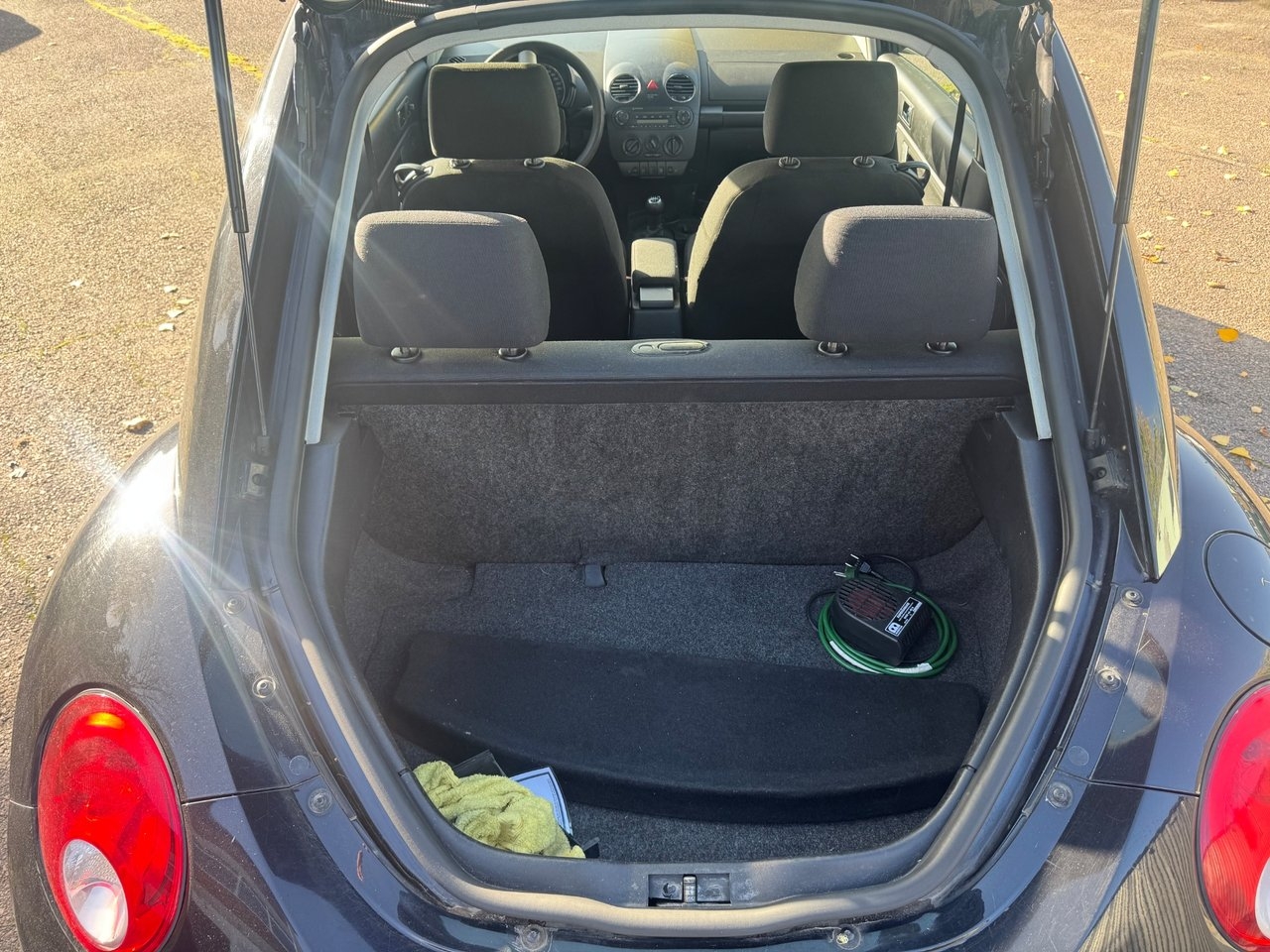 Volkswagen New Beetle 1.6 Highline 2006, bild 5/9
