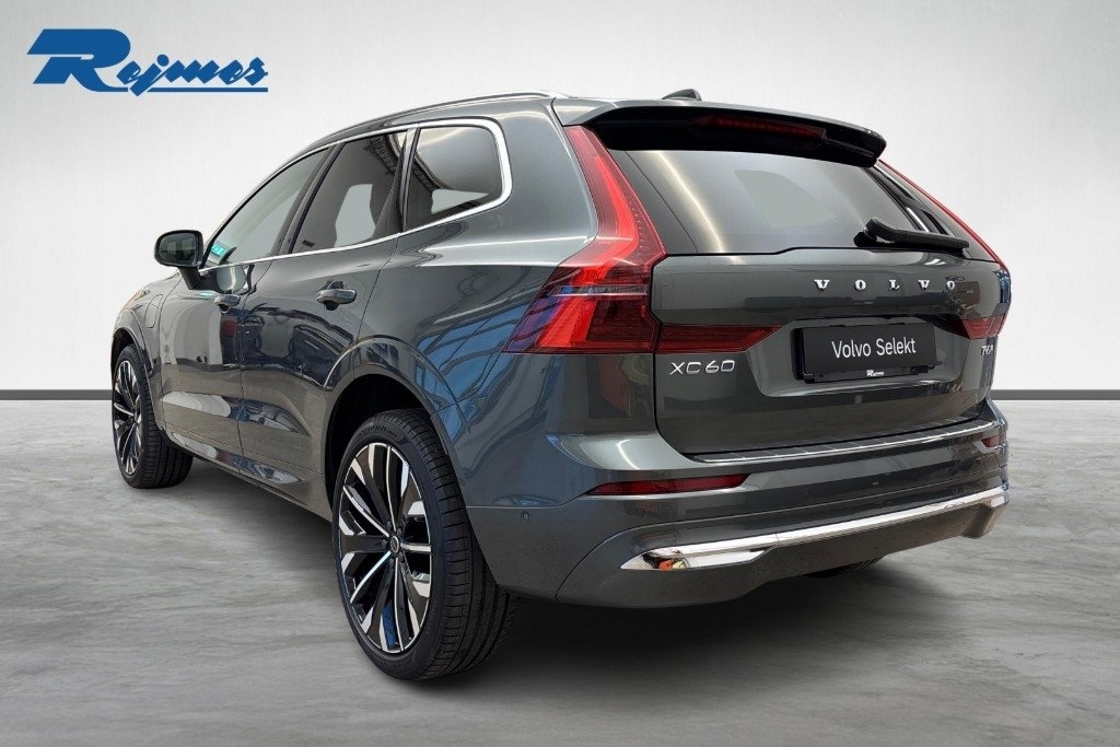 Volvo XC60 Plus Bright Nordic 2026, bild 3/10
