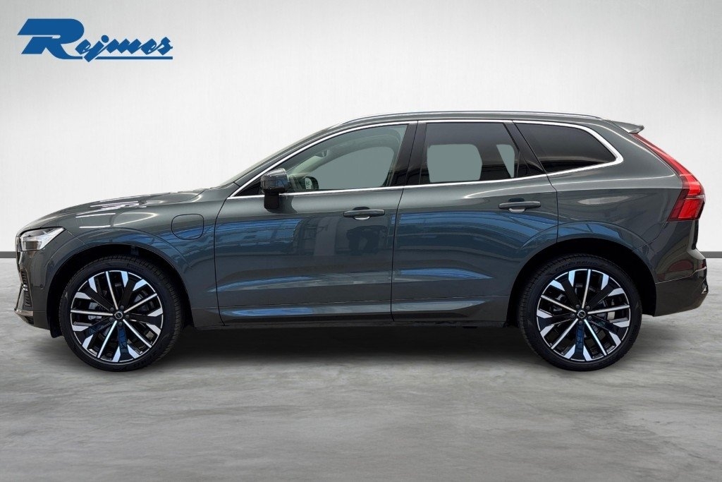 Volvo XC60 Plus Bright Nordic 2026, bild 4/10