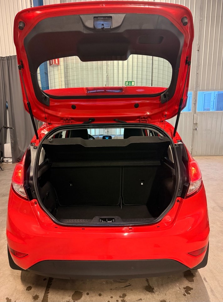 Ford Fiesta 1.0 Titanium 2014, photo 7/10