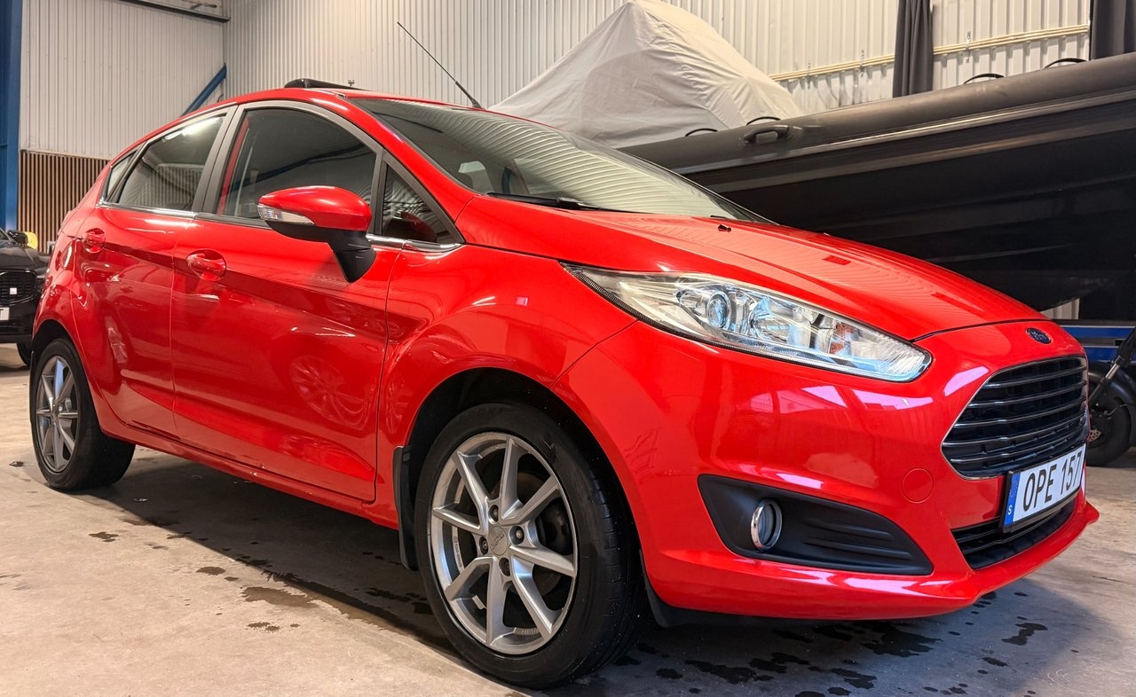 Ford Fiesta 1.0 Titanium 2014, photo 5/10