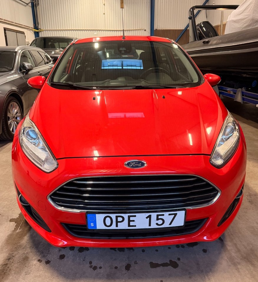 Ford Fiesta 1.0 Titanium 2014, photo 6/10