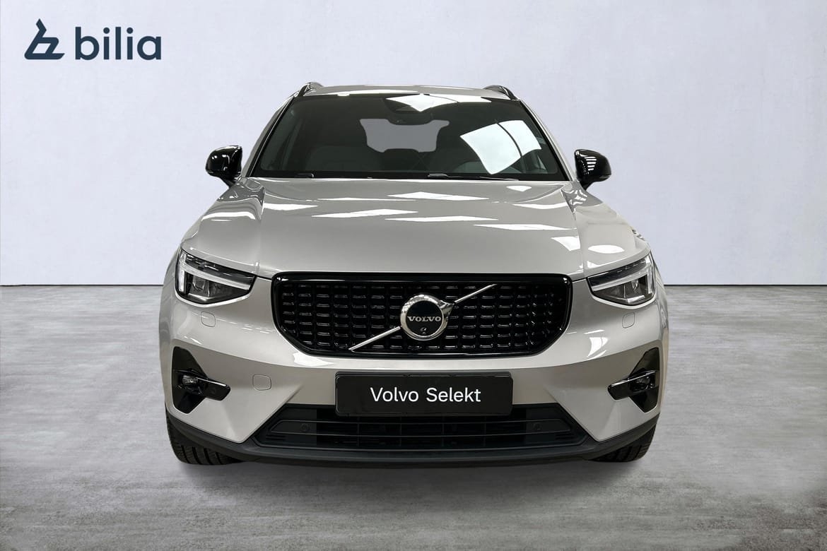 Volvo XC40 B3 Plus Dark 2025, bild 6/10