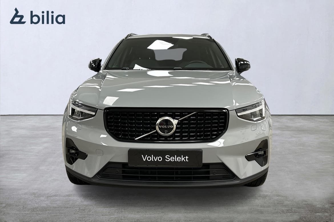 Volvo XC40 B3 Plus Dark 2025, bild 6/10
