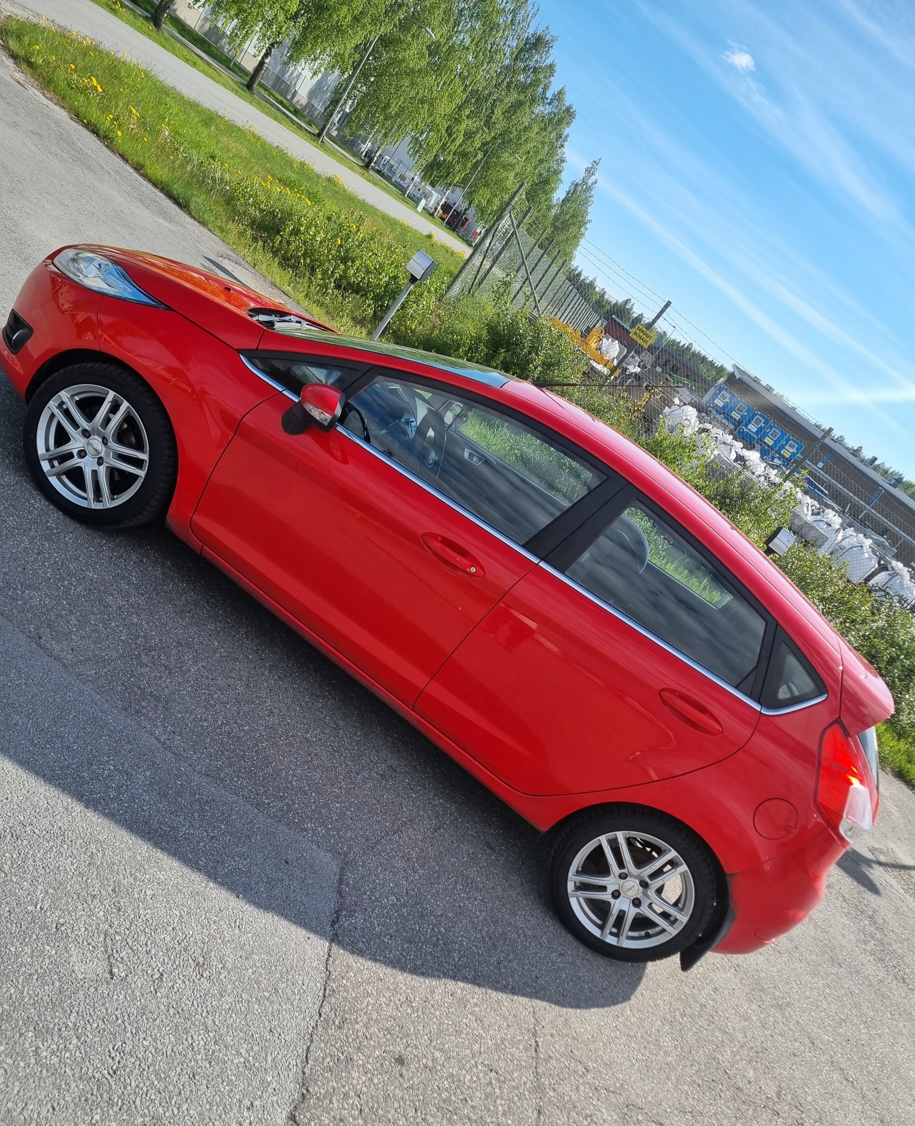 Ford Fiesta 2015, photo 3/10