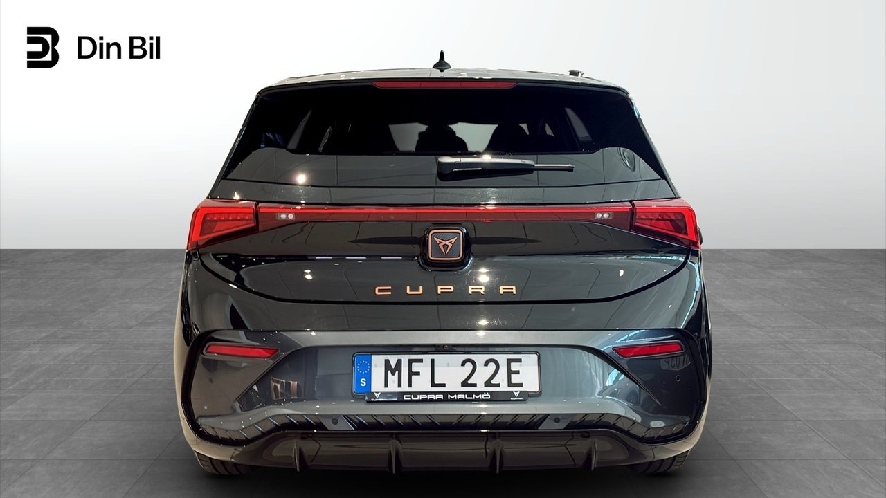 Cupra Born 2025, photo 5/12