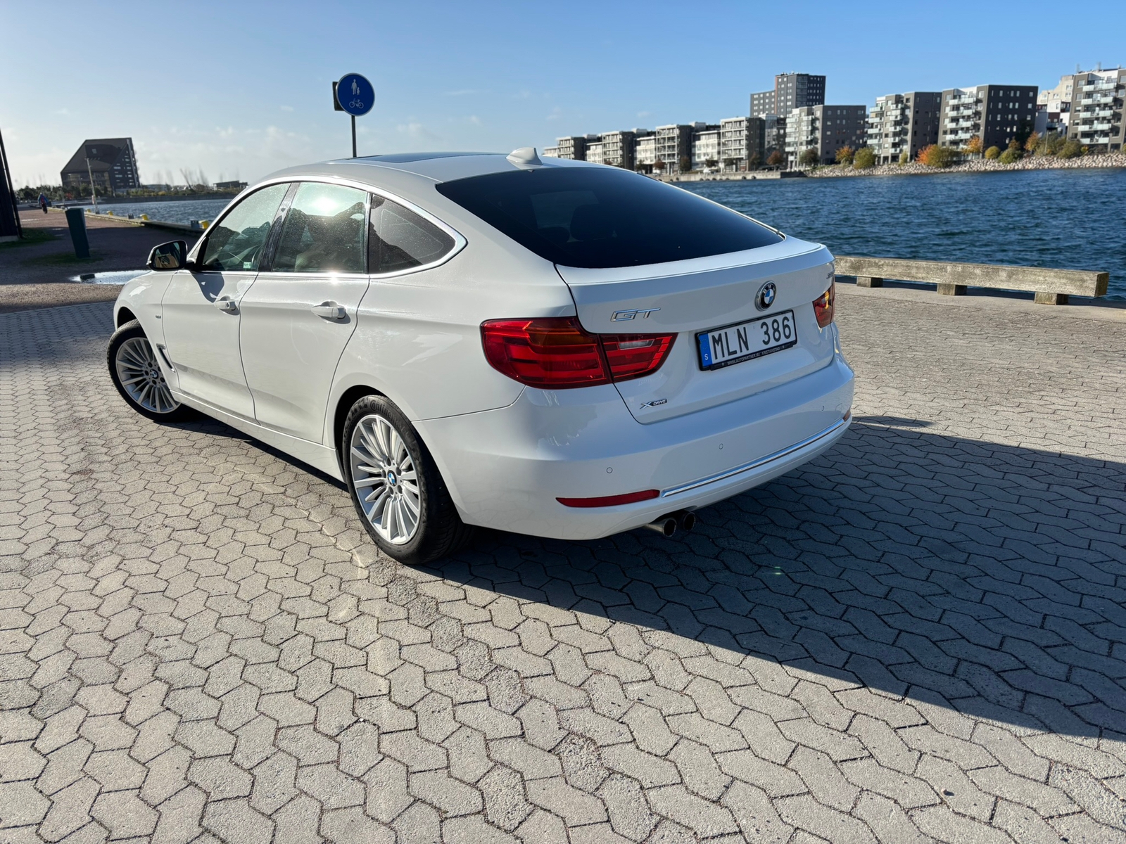 BMW 328i 2014, bild 3/7