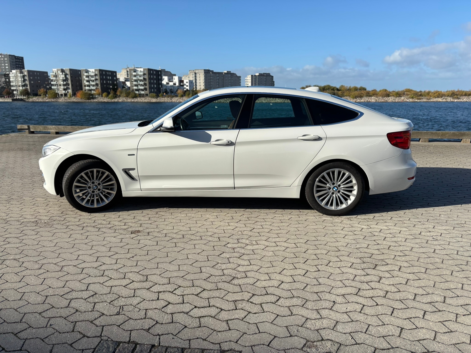BMW 328i 2014, bild 4/7