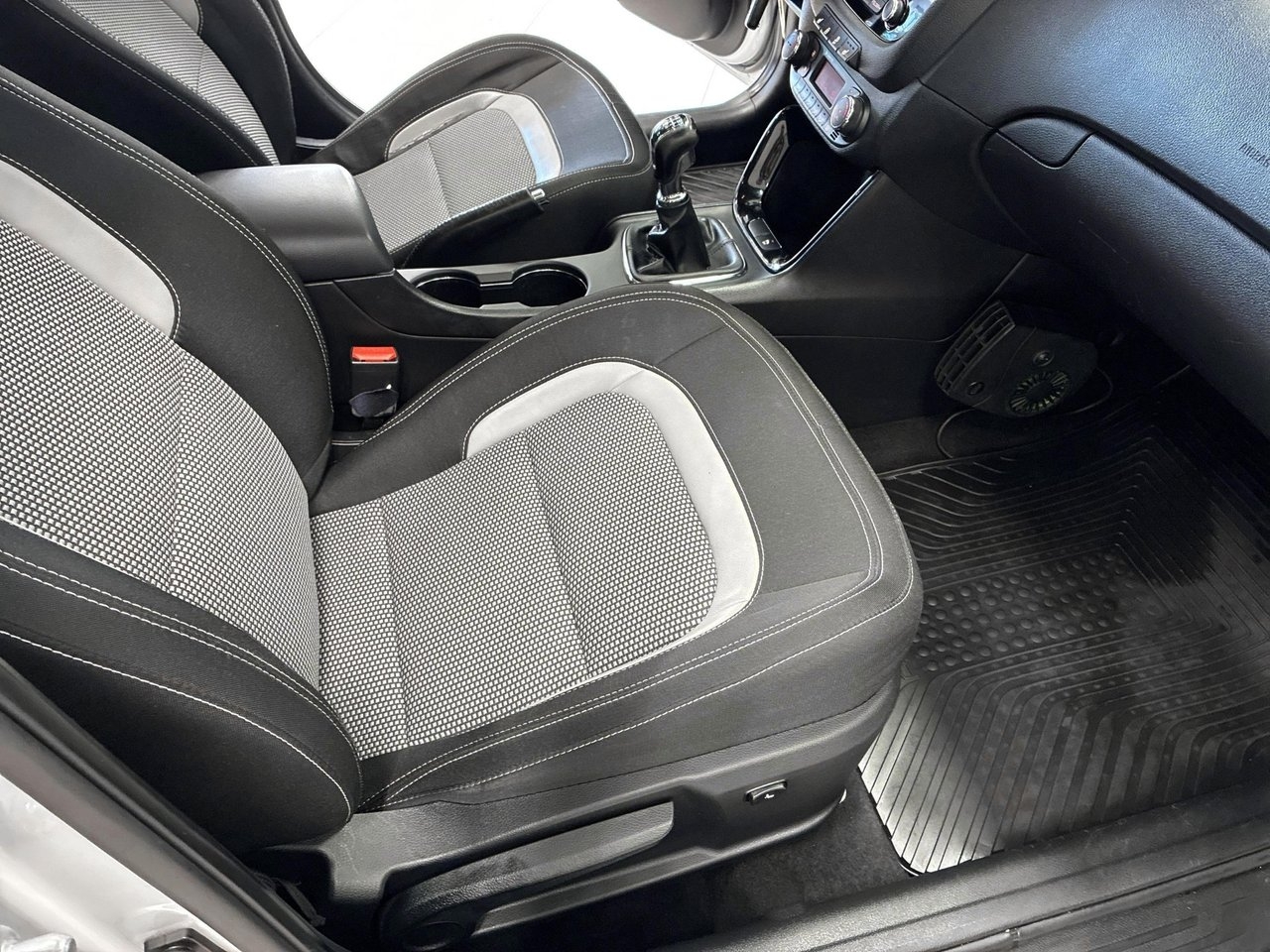 Kia Ceed 2014, bild 10/10
