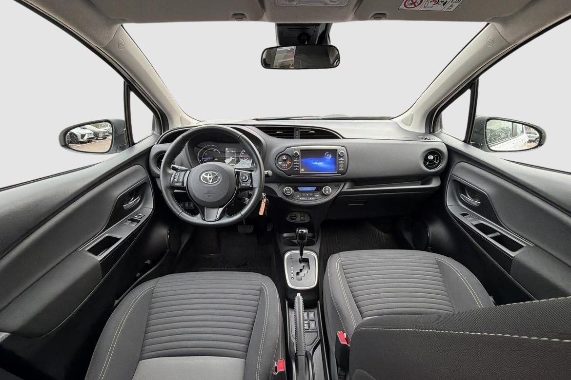 Toyota Yaris 1.5 Hybrid 2018, kuva 10/10