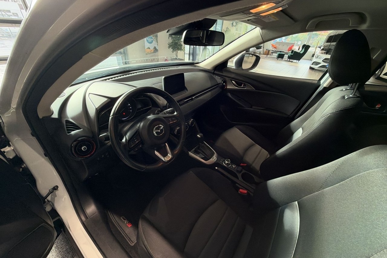Mazda CX-3 2017, bild 6/10