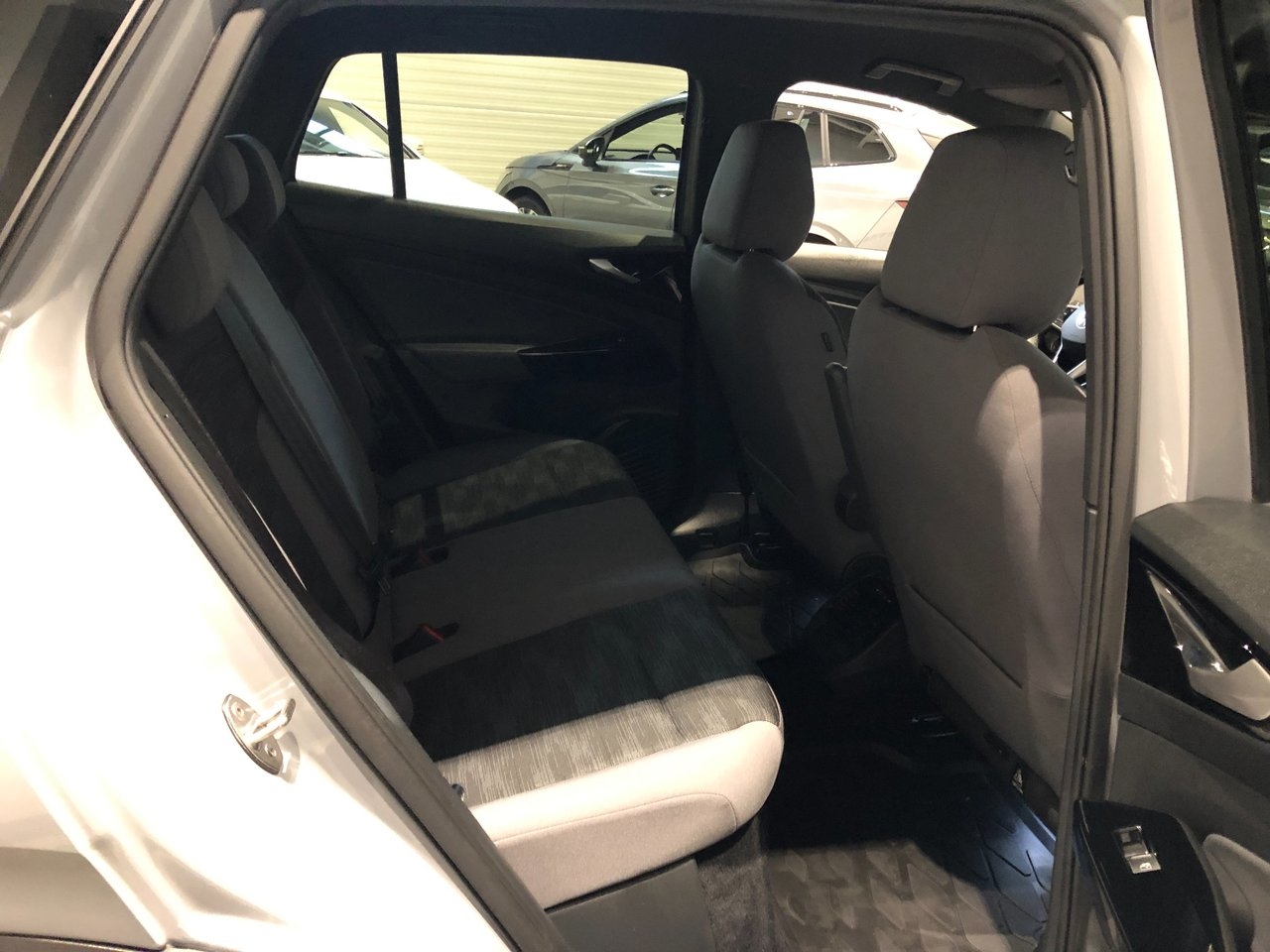 Volkswagen ID.4 Pro 2023, bild 6/9