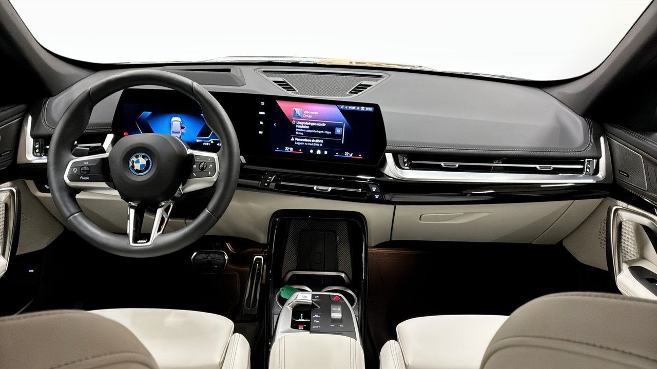 BMW iX1 M Sport 2026, bild 4/9
