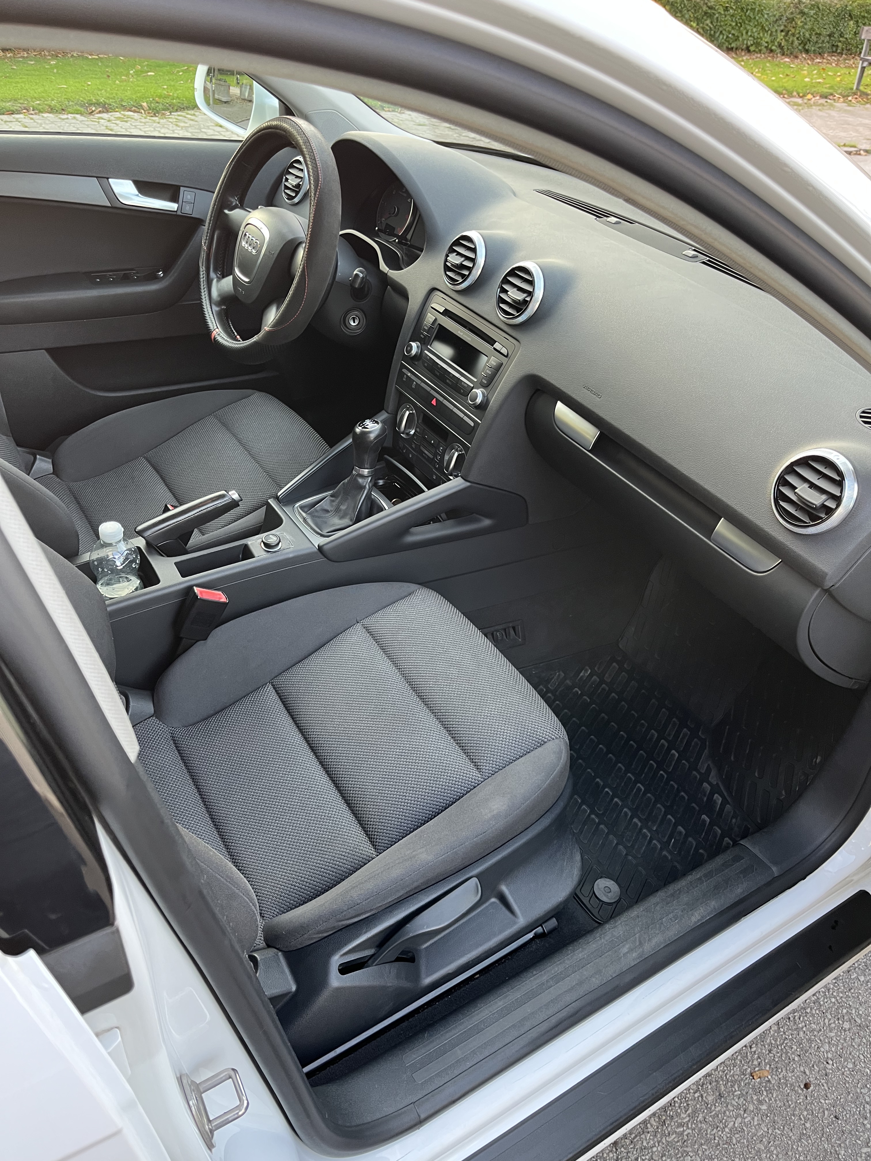 Audi A3 1.6 TDI 2012, bild 6/8