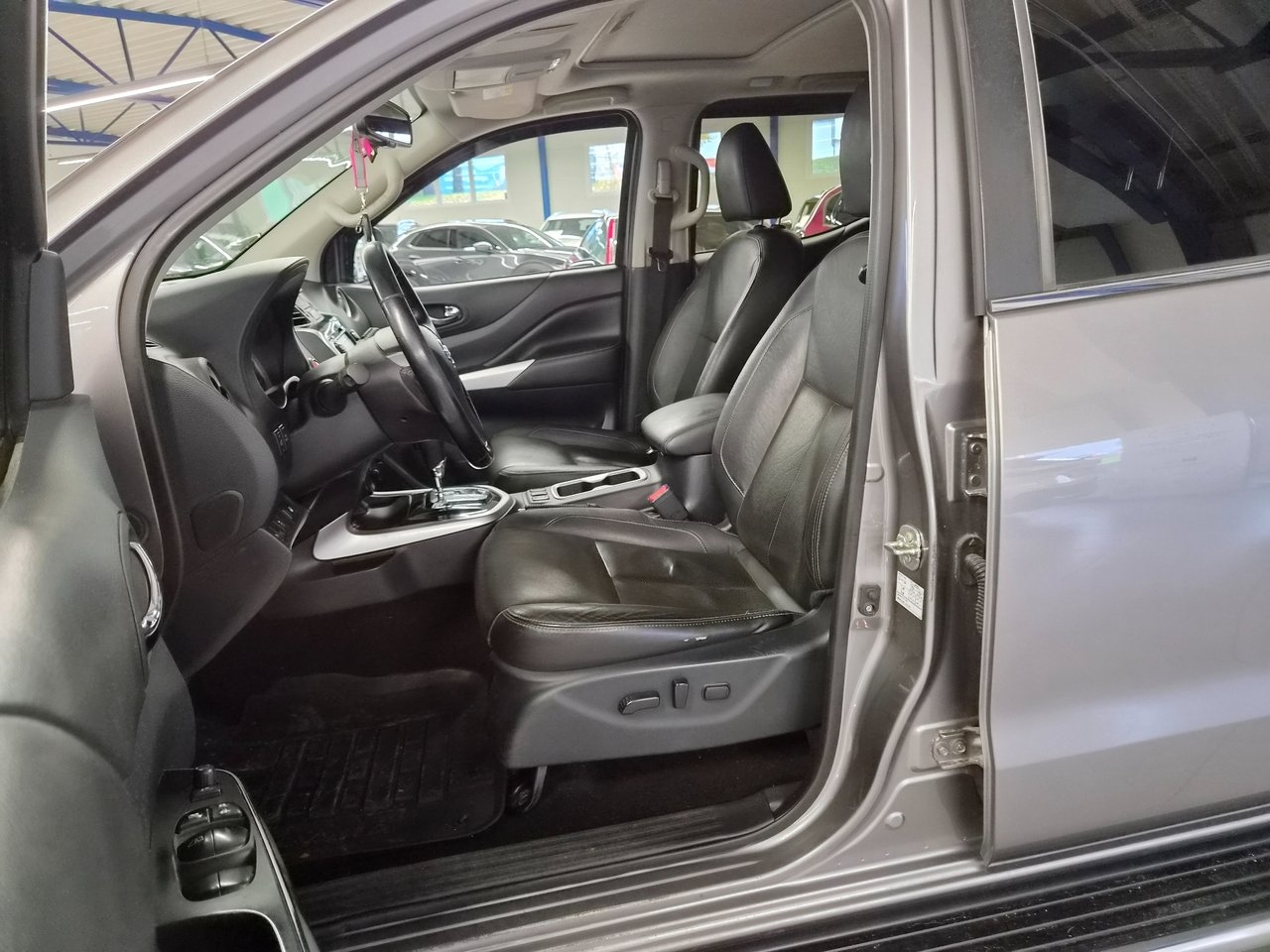 Nissan Navara 2.3 dCi 2019, bild 7/10