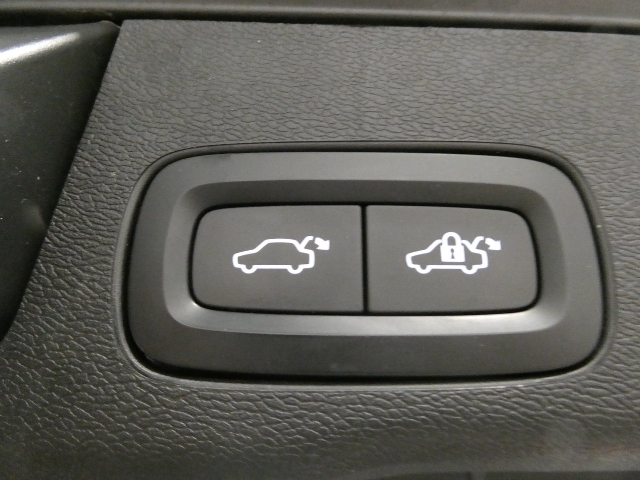 Volvo XC60 B4 Diesel 2022, bild 10/10