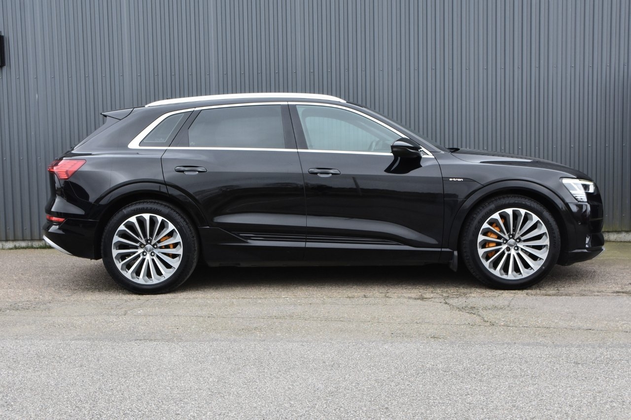 Audi e-tron 50 2020, kuva 3/10