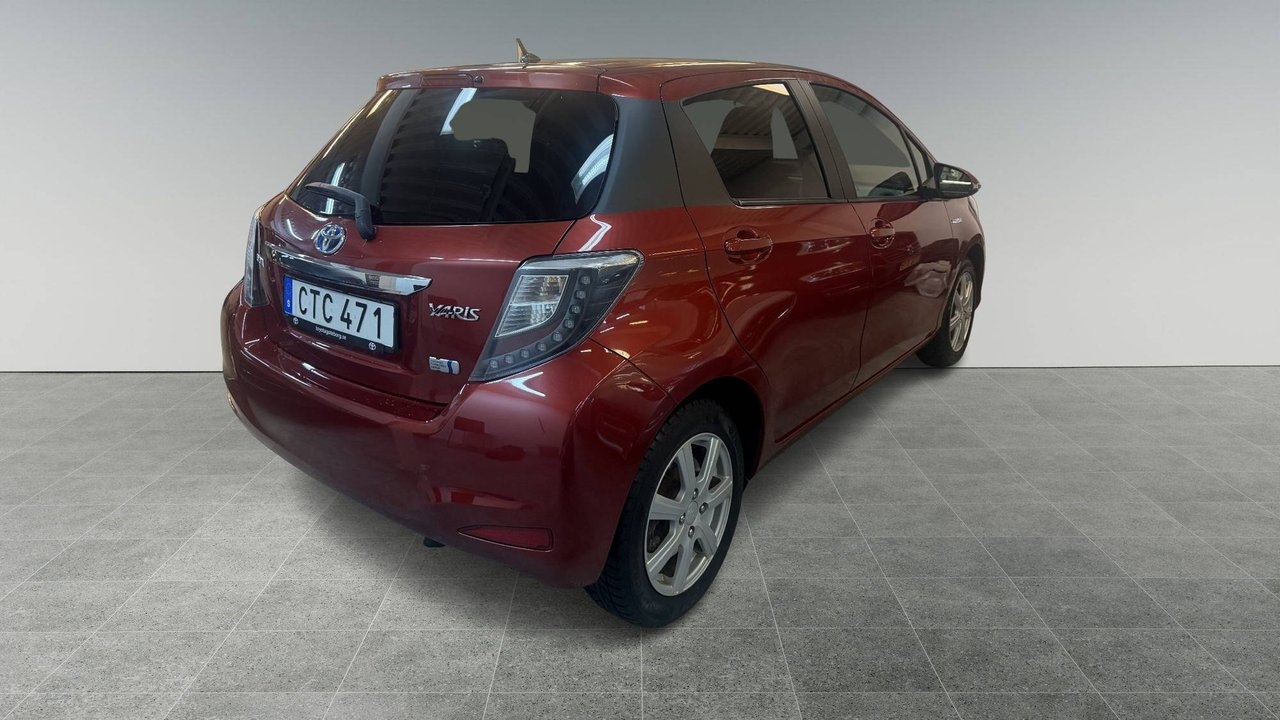 Toyota Yaris 1.5 Hybrid 2014, bild 5/10