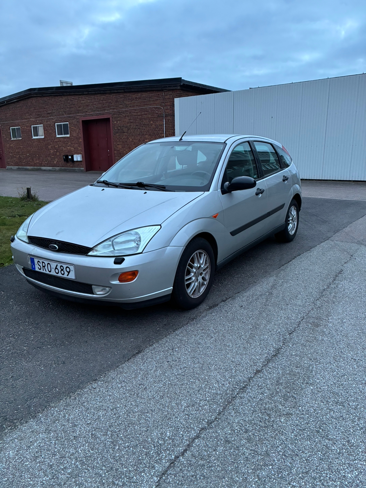Ford Focus 2.0 2002, bild 2/8