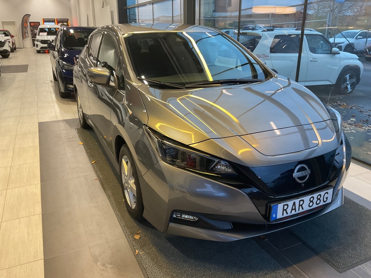 Nissan Leaf 40 kWh N-CONNECTA 2023, kuva 2/9
