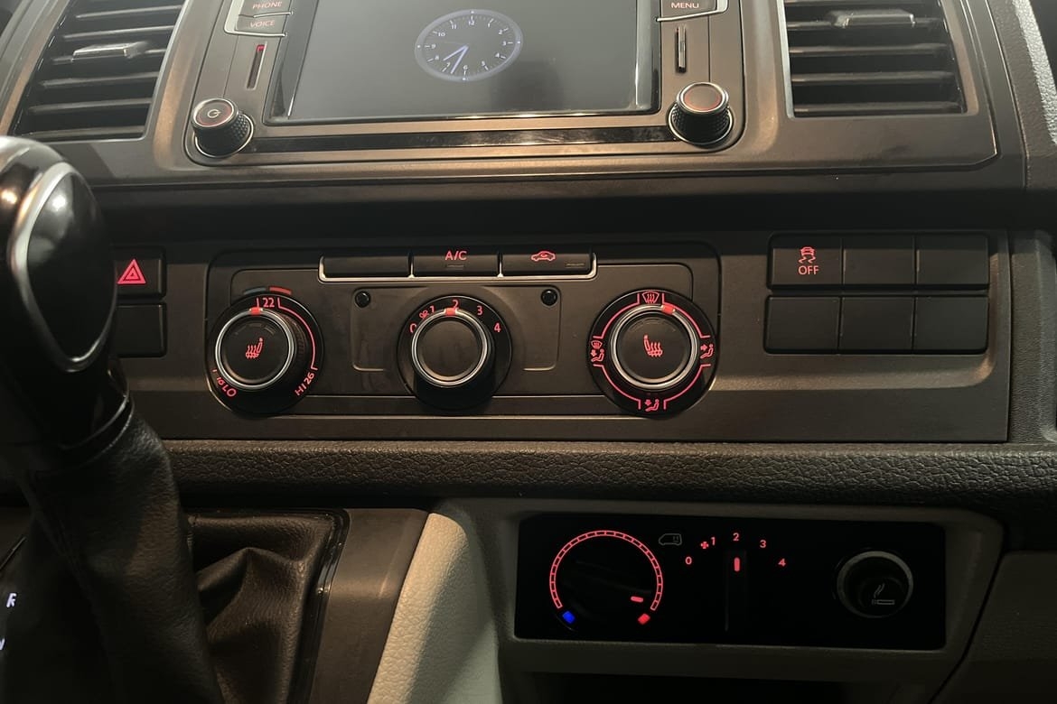 Volkswagen Transporter 2.0 TDI SCR 2018, kuva 10/10