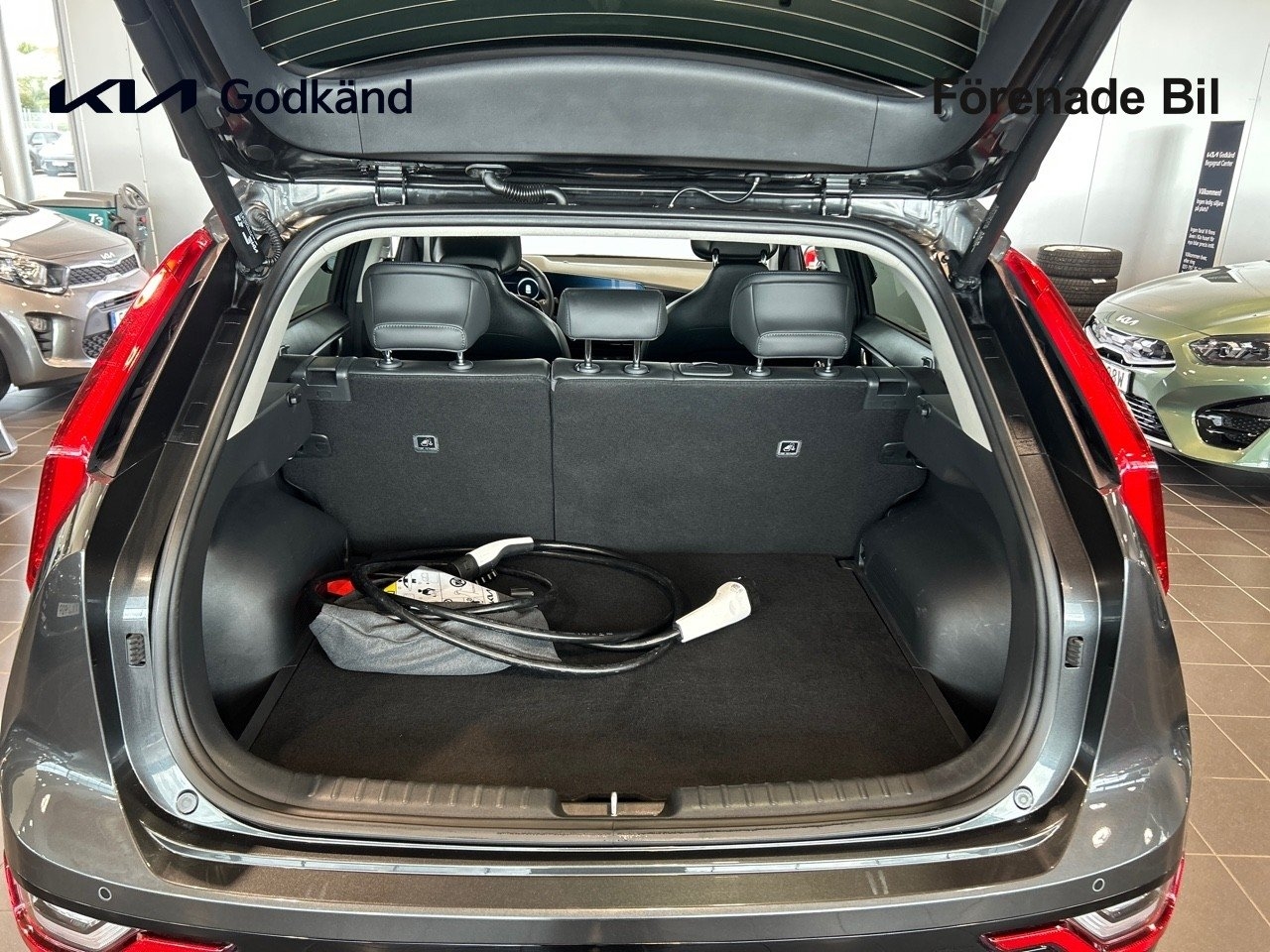 Kia Niro 64.8 kWh Advance Plus 2024, kuva 9/10