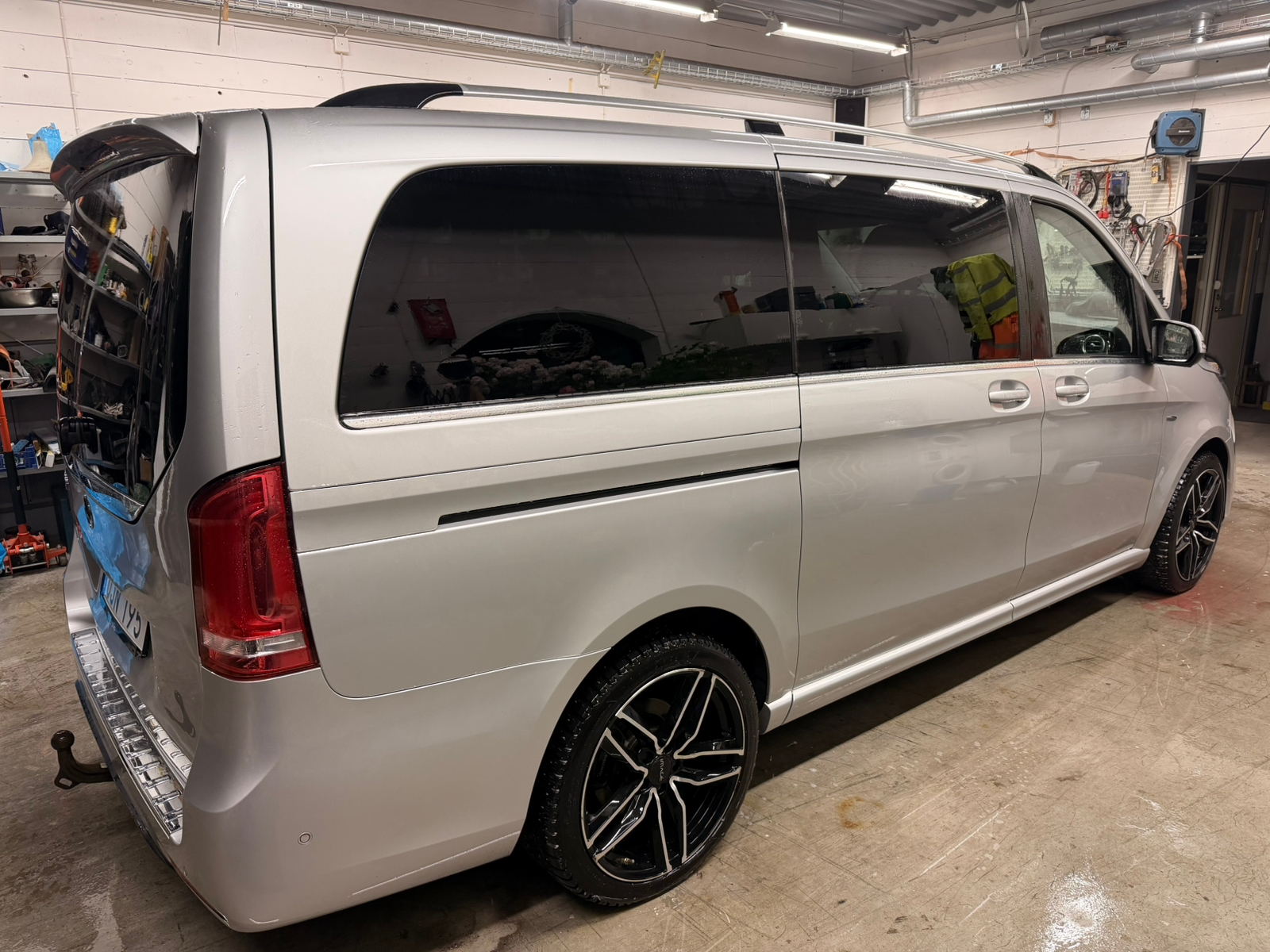 Mercedes-Benz V 250 d Avantgarde 2017, bild 4/4
