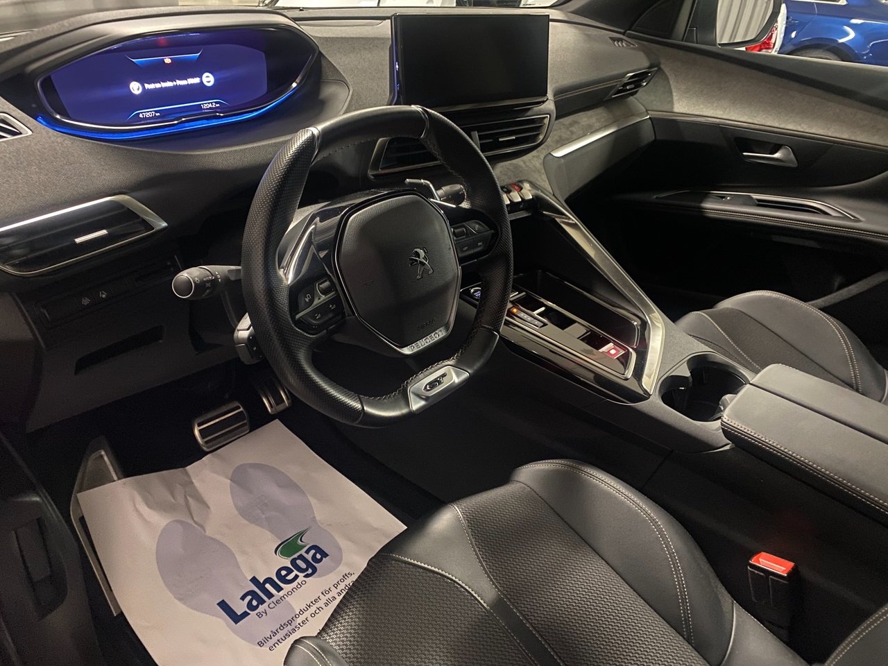 Peugeot 3008 1.2 PureTech 130 GT 2023, photo 10/10