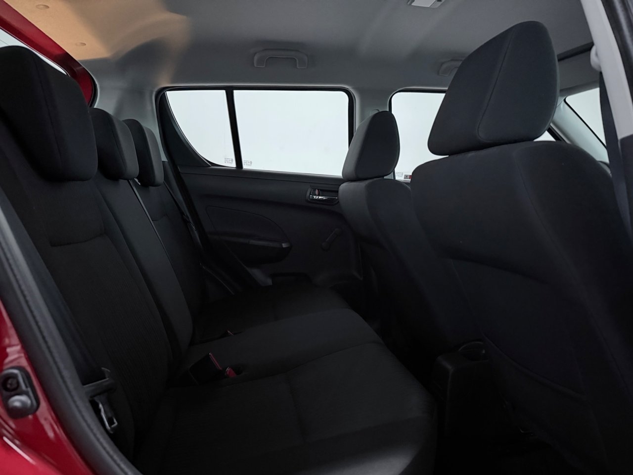 Suzuki Swift 1.2 2012, kuva 6/9