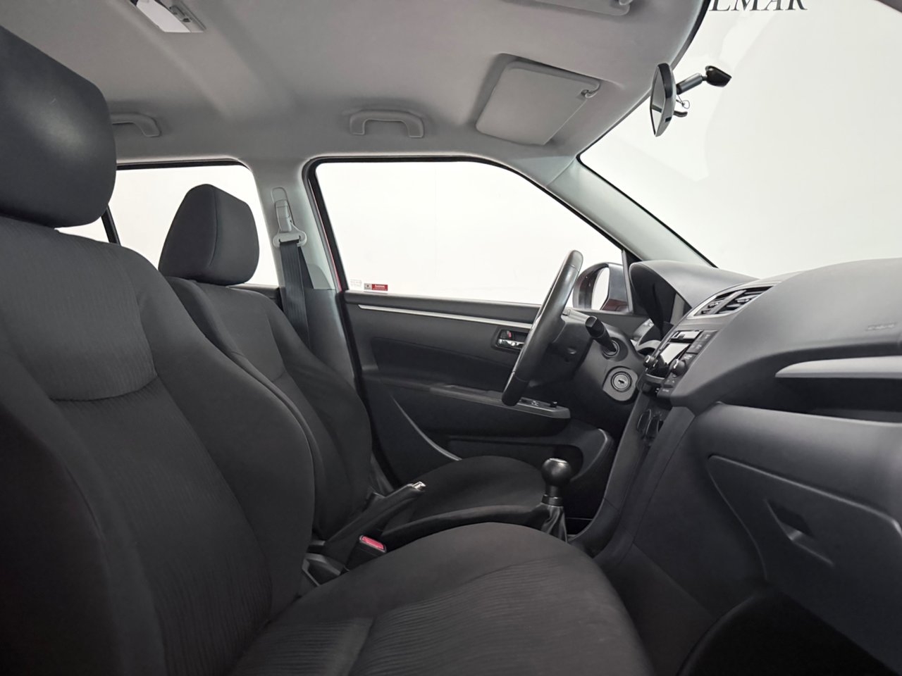 Suzuki Swift 1.2 2012, kuva 8/9