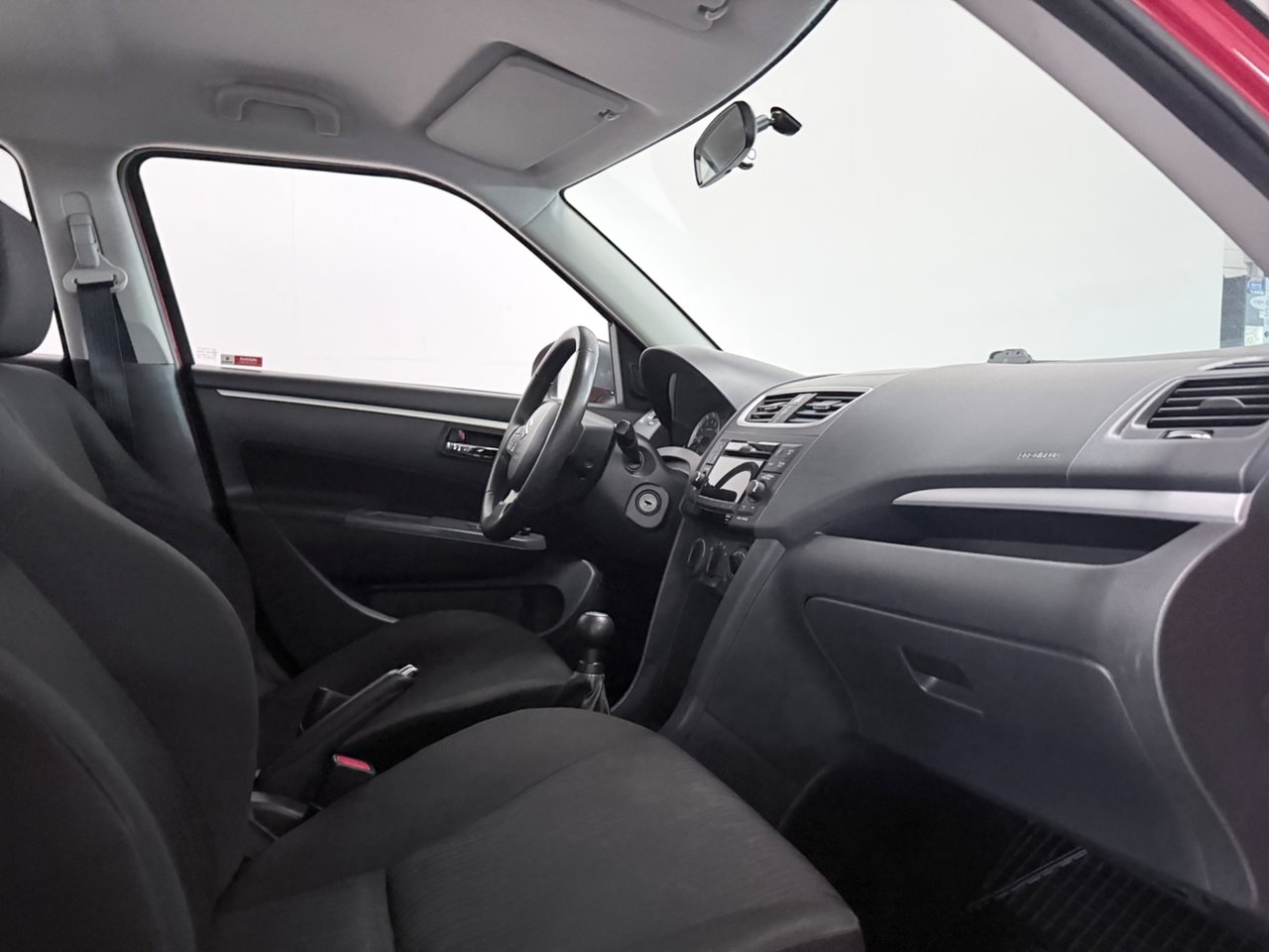 Suzuki Swift 1.2 2012, kuva 7/9
