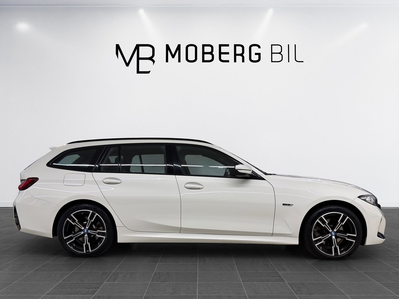 BMW 330e M Sport 2023, photo 5/10