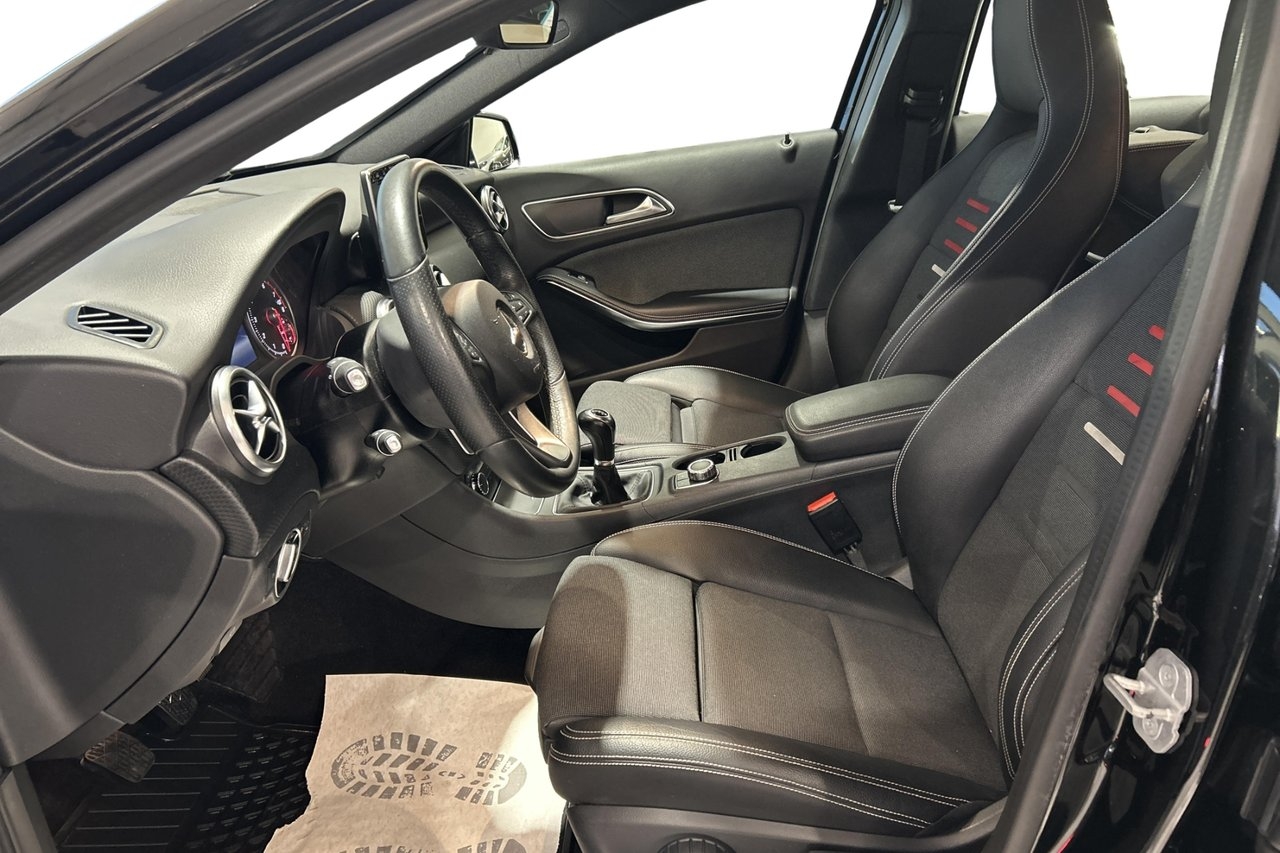 Mercedes-Benz A 180 Style 2018, kuva 6/10