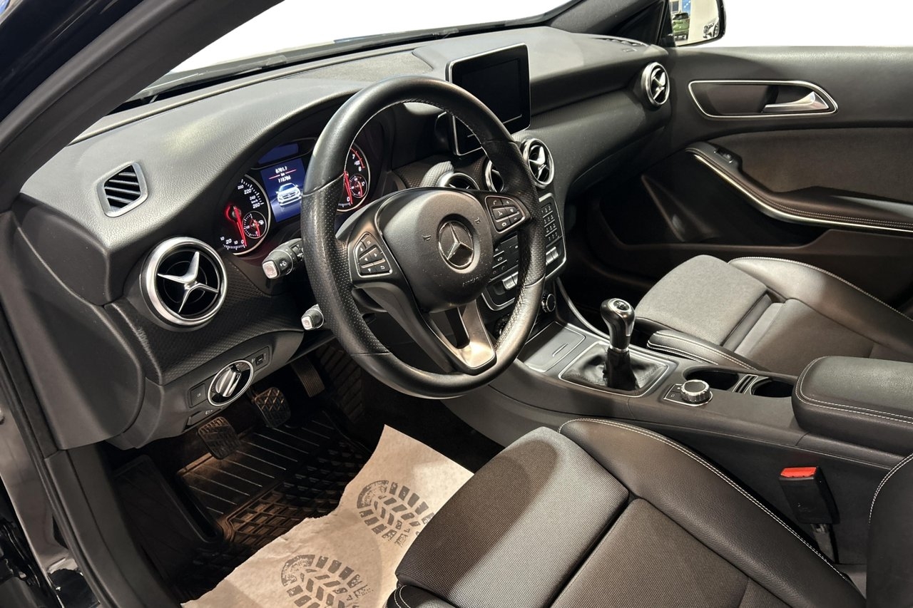 Mercedes-Benz A 180 Style 2018, kuva 7/10