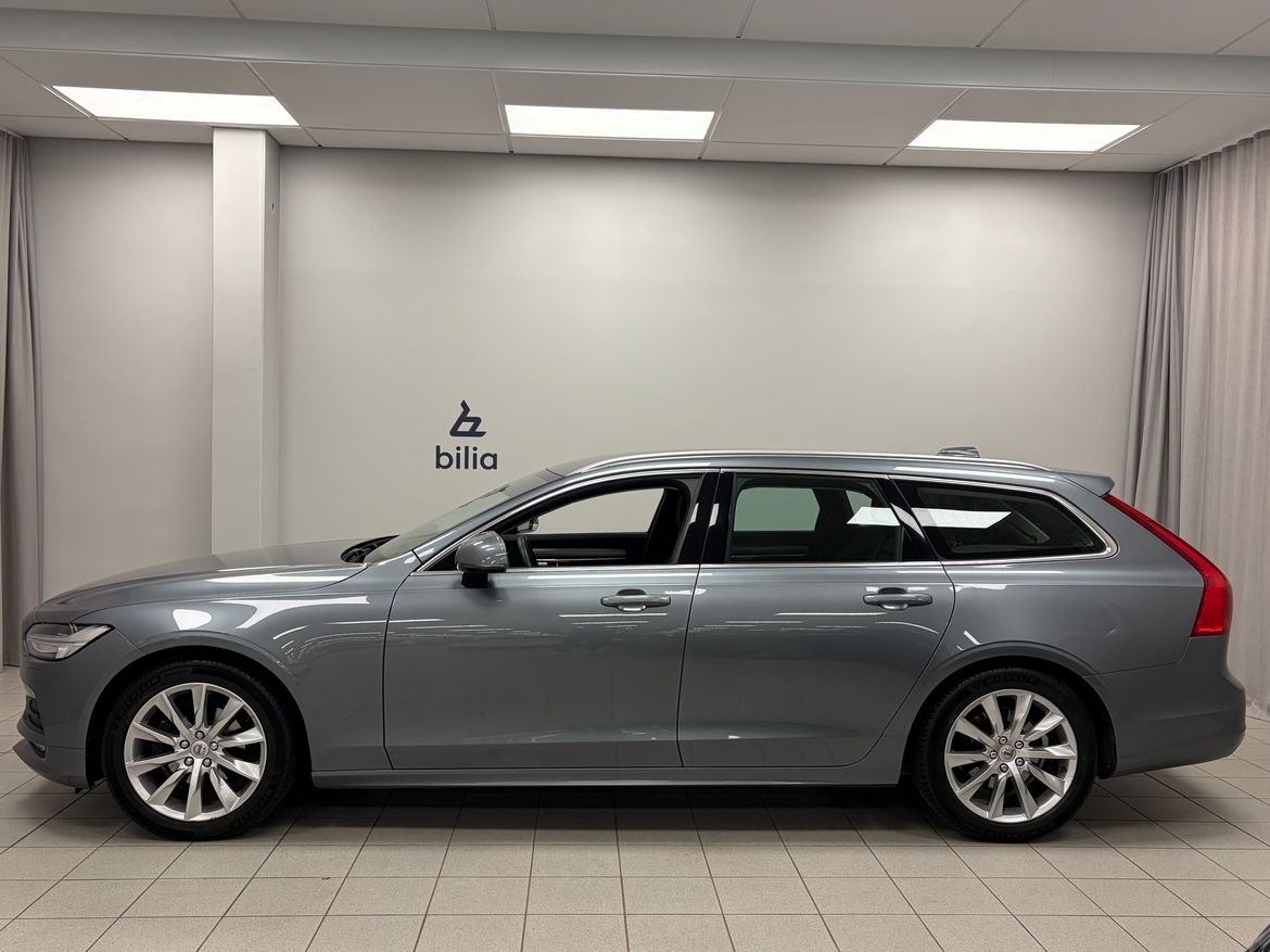 Volvo V90 D4 Momentum Advanced 2020, bild 2/10