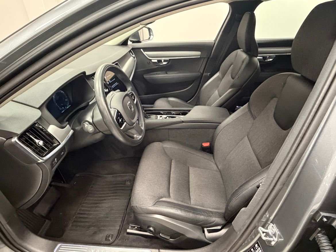 Volvo V90 D4 Momentum Advanced 2020, bild 6/10