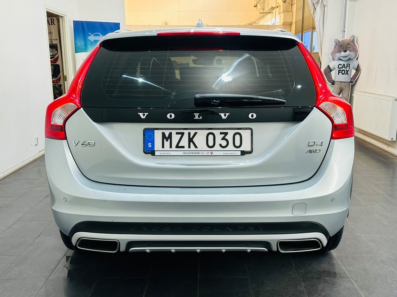 Volvo V60 Cross Country D4 2016, bild 9/10