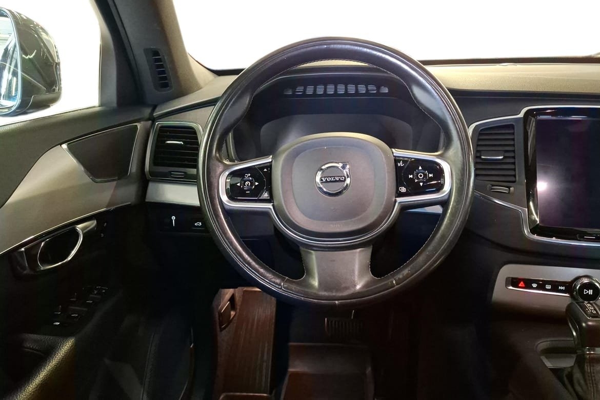 Volvo XC90 D5 Momentum 2017, photo 10/10