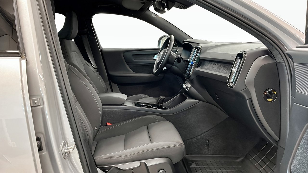 Volvo XC40 Core 2024, bild 3/10