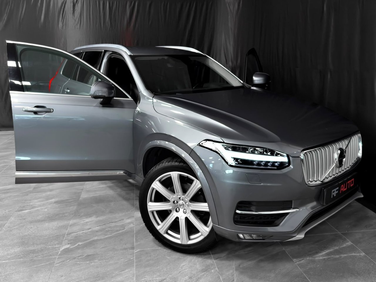 Volvo XC90 D5 Inscription 2016, photo 4/10