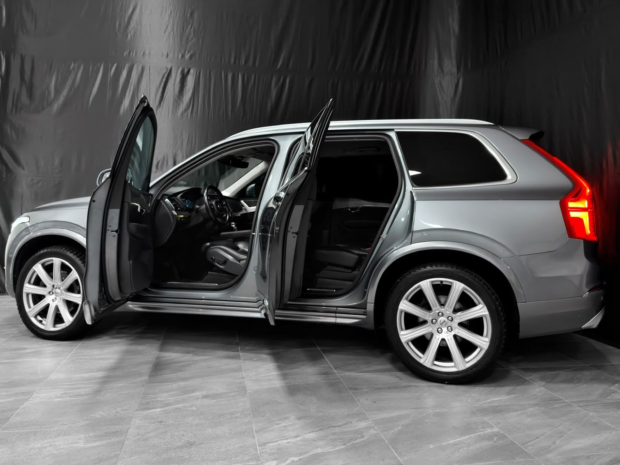 Volvo XC90 D5 Inscription 2016, kuva 10/10