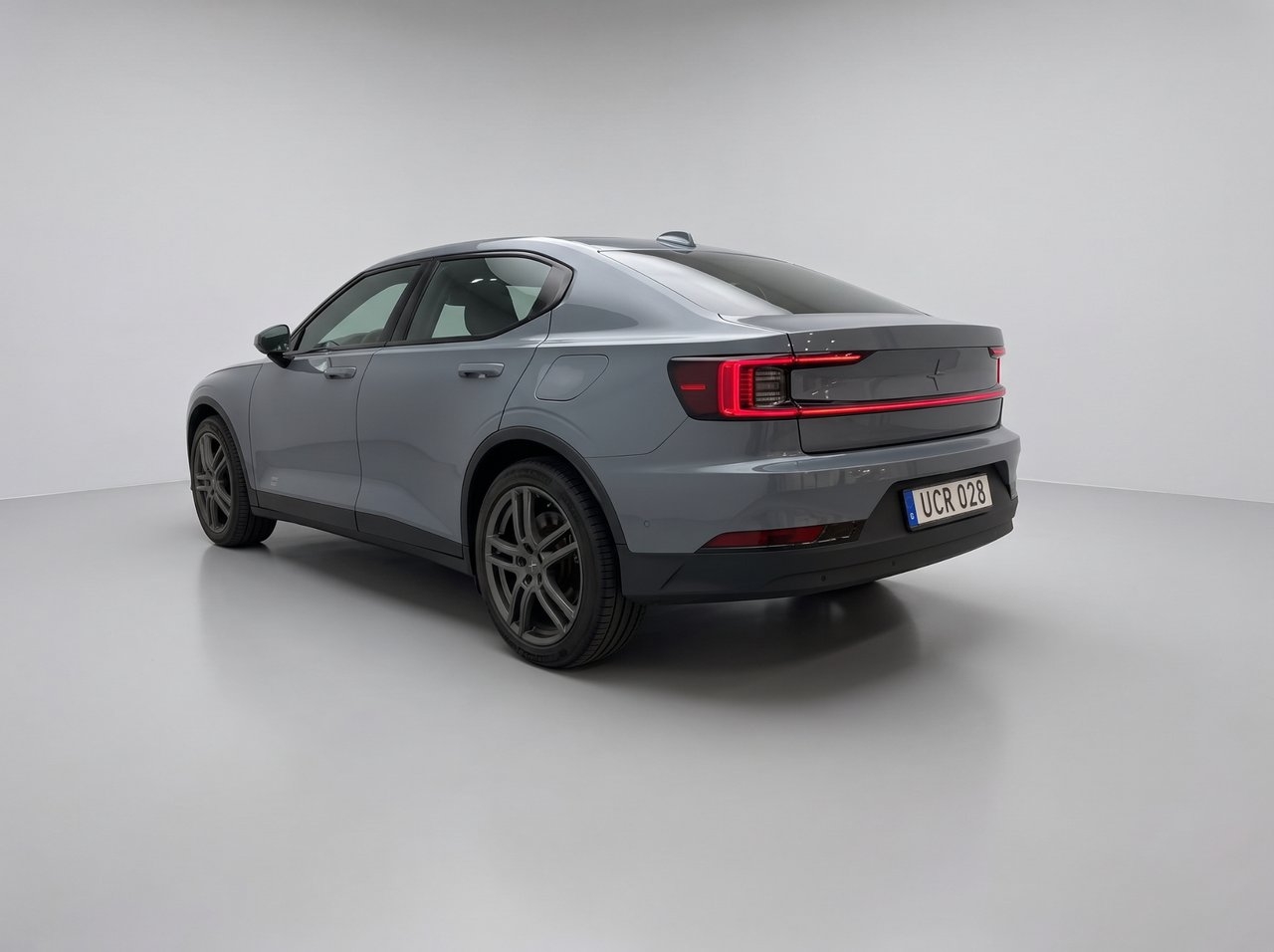 Polestar 2 Long Range 78 kWh 2023, photo 4/10