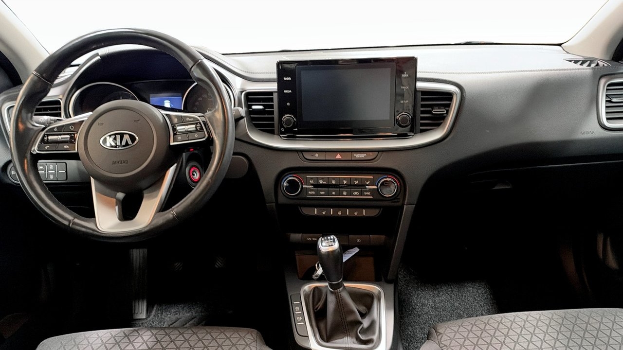 Kia Ceed 1.0 T-GDI Advance 2020, bild 4/9
