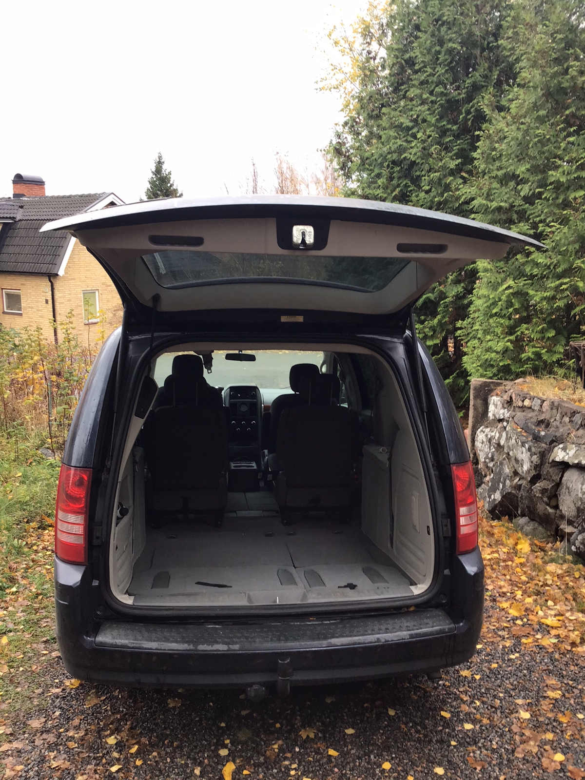 Chrysler Town & Country 2008, bild 3/6