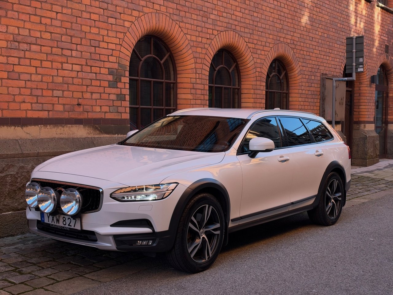 Volvo V90 Cross Country D4 Plus 2018, bild 4/10