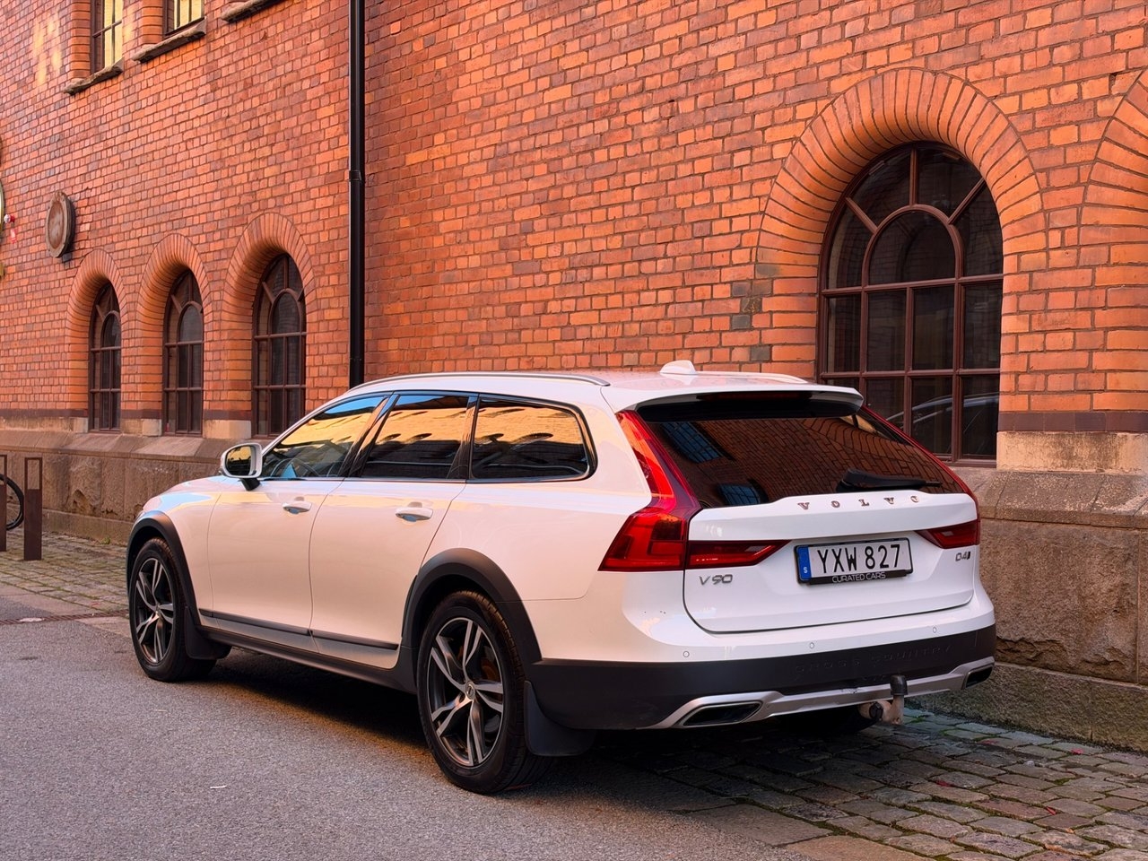 Volvo V90 Cross Country D4 Plus 2018, bild 6/10