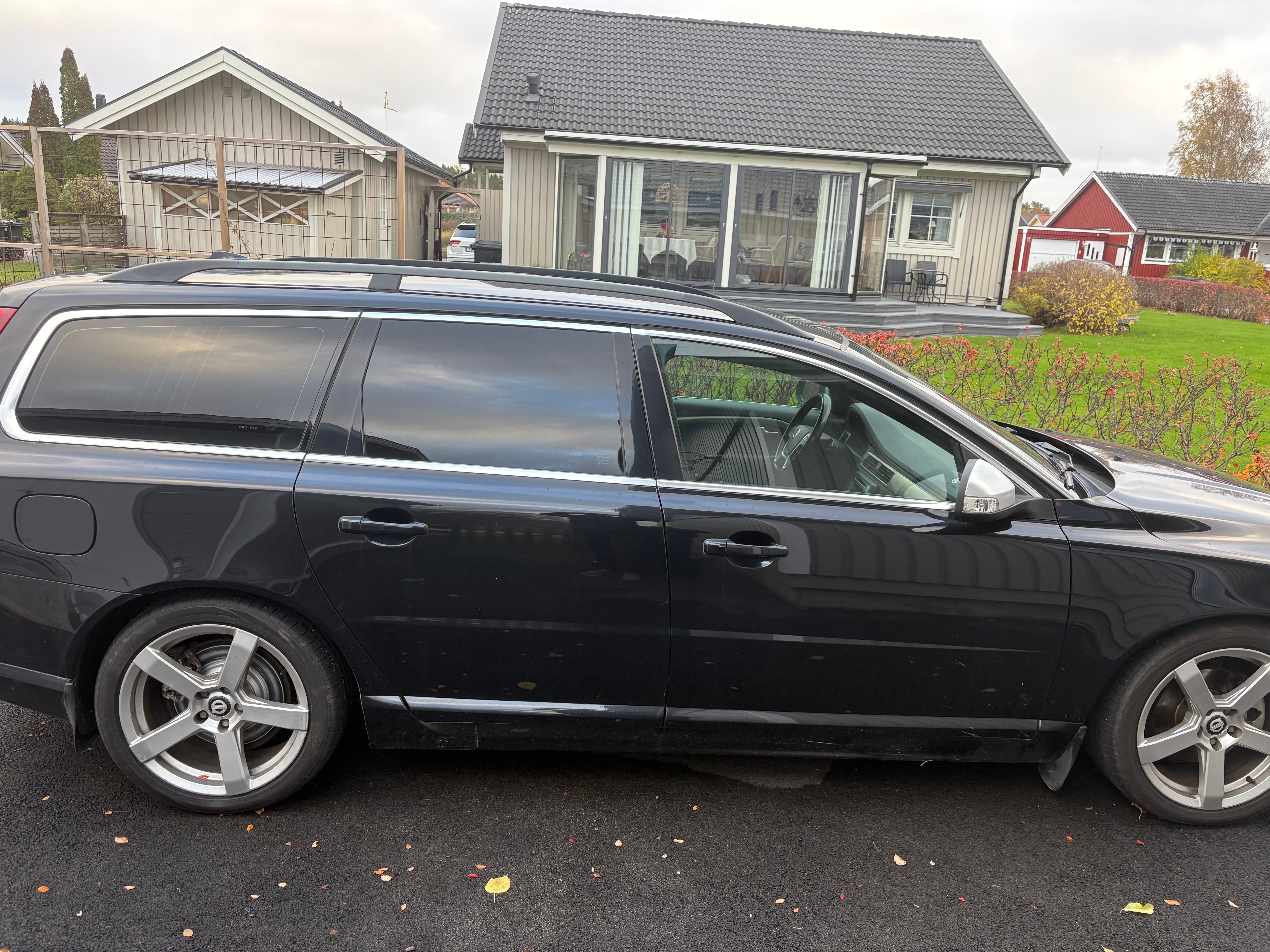 Volvo V70 2.0 2010, bild 2/5